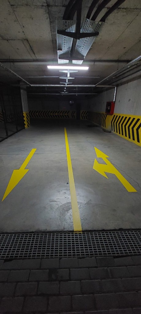 Kapalı Otopark Çizgi ve Yönlendirme Uygulaması - 4