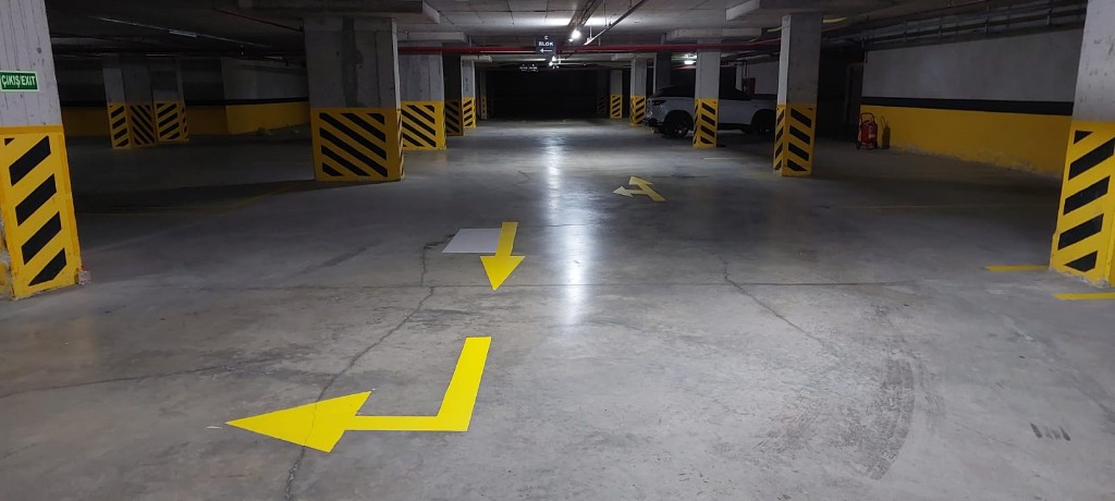Kapalı Otopark Çizgi ve Yönlendirme Uygulaması - 5